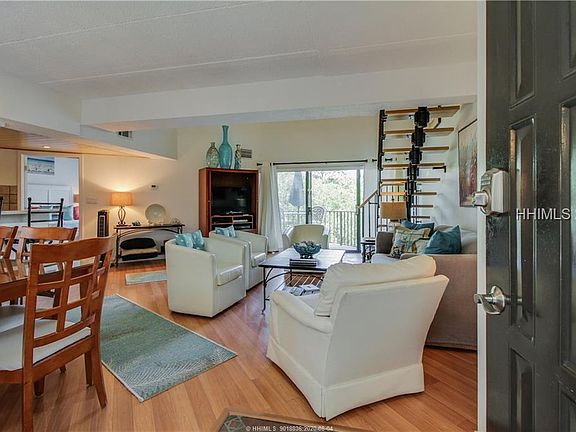 5th image of 10 Forest Beach Dr Unit 426