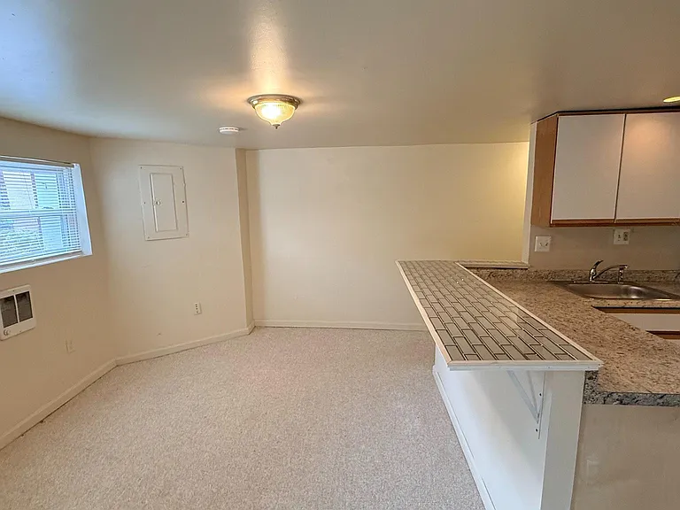 33 Randolph Pl NW #B — Photo 9