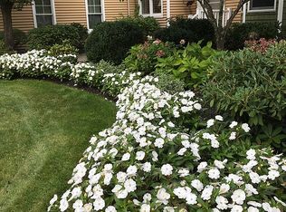 11 Summerland Way, Worcester, MA 01609