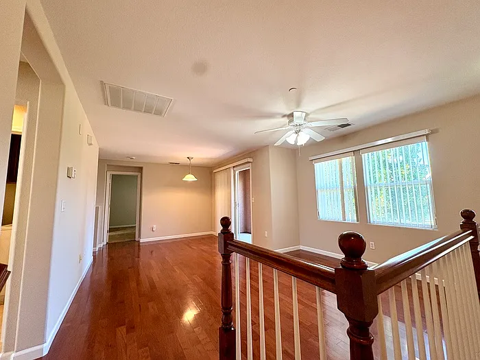 2 bed, 2.0 bath, 1050 sqft, $2,195 — Photo 4