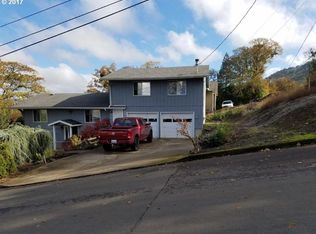 1147 W Pilger St, Roseburg, OR 97471