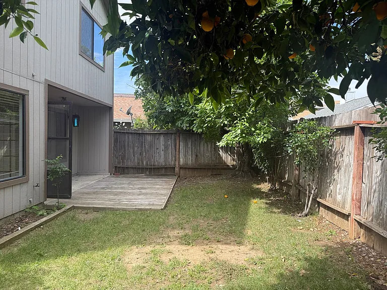 832 Morissette Way — Photo 16
