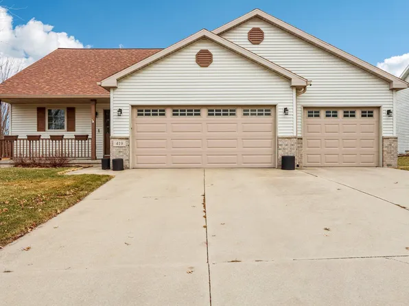419 Sherbrooke Dr, Sun Prairie, WI 53590