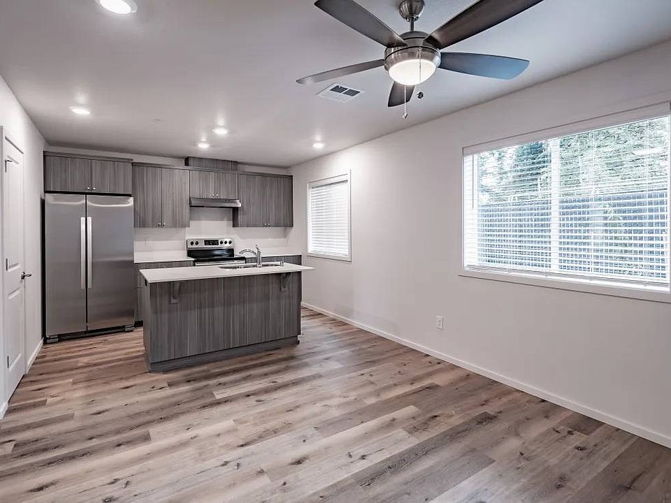 1st image of 2812 Falk Rd #34G