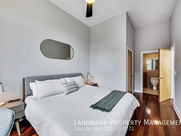 4755 N Washtenaw Ave #209 — Photo 9