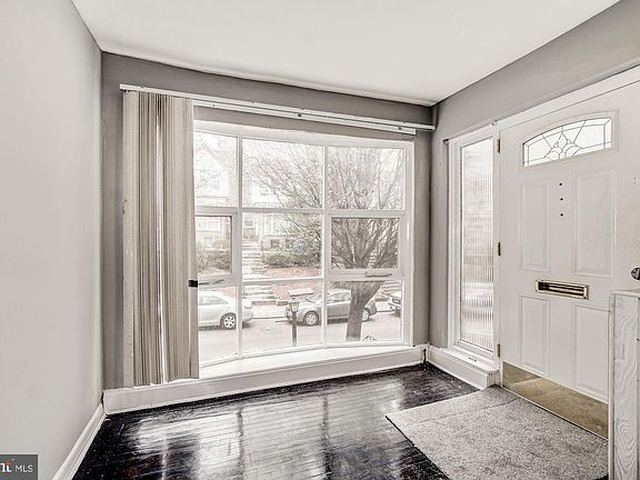 4th image of 5782 Haddington St