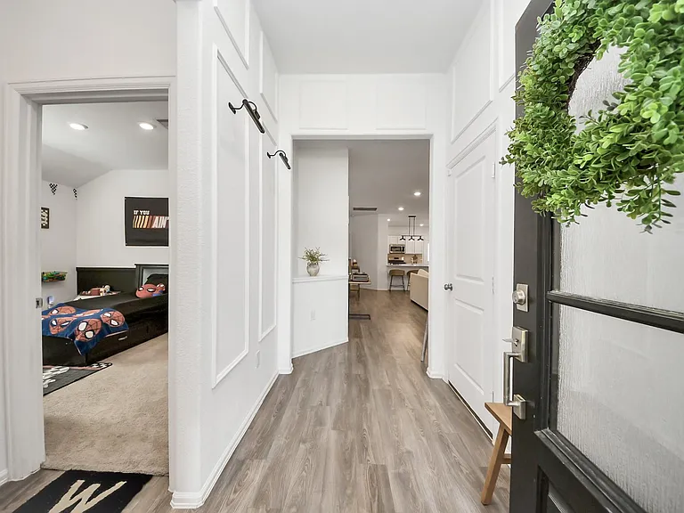 2835 Mistygate Ct — Photo 4
