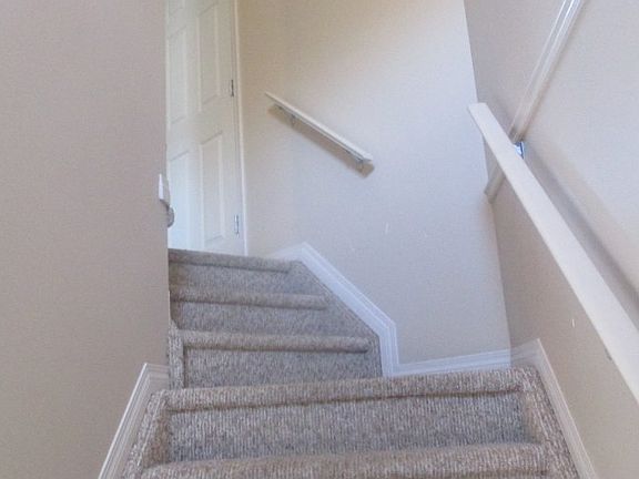 4th image of 10150 121st Ave #228