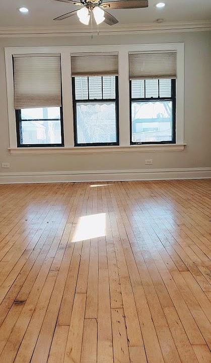1st image of 3504 N Neenah Ave #1