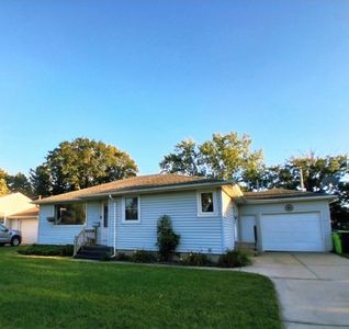 215 East Lincoln AVENUE, Hartford, WI, 53027