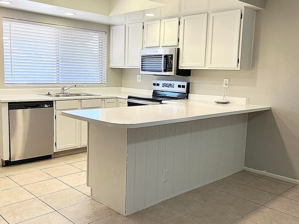 1st image of 3511 W ANDORRA Drive