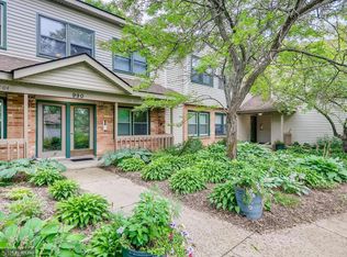 990 Kensington Trl APT 105, Eagan, MN 55123