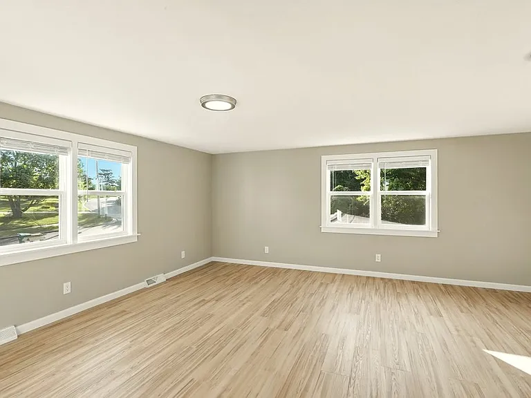 2380 Croydon Rd — Photo 20