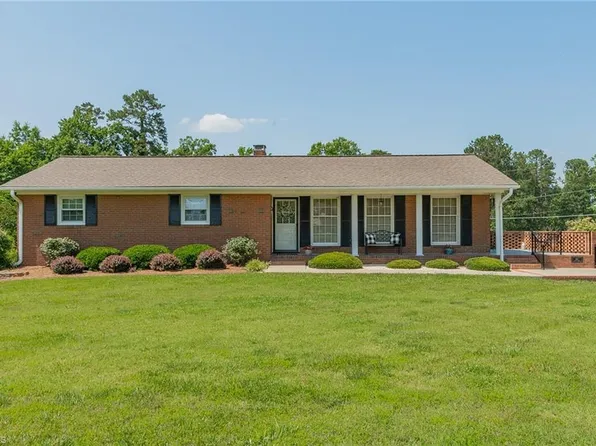 421 Dove Point, Lexington, NC 27295