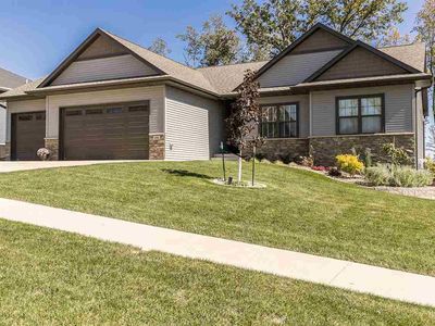 606 Gentry Ln, Tiffin, IA, 52340