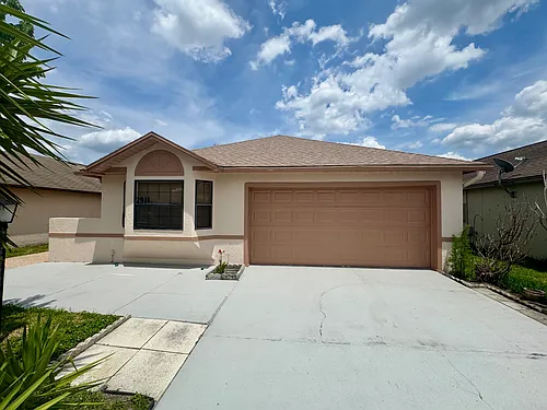 2911 Woolridge Dr Photo 1