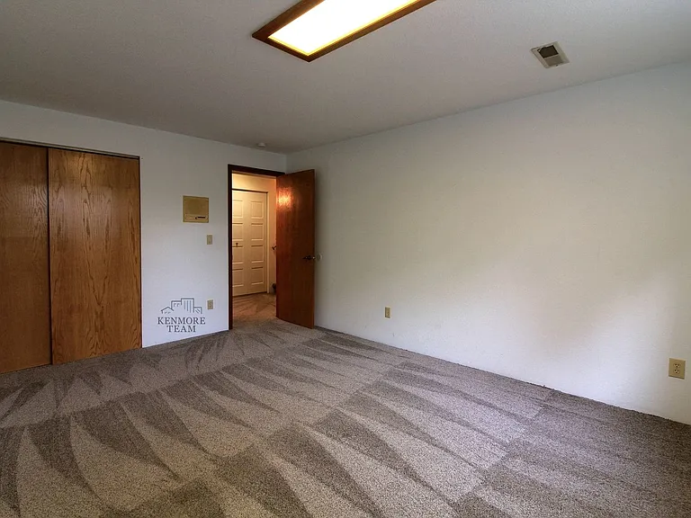 3600 Eastlake Dr — Photo 20