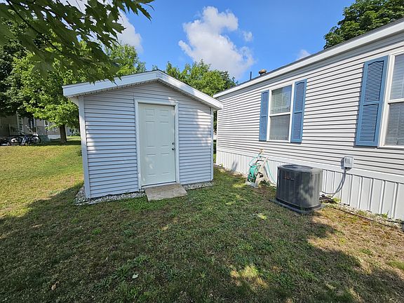 4th image of 2427 Leisure Ln #569