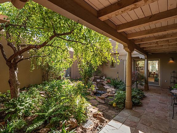 3rd image of 1055 Camino Real