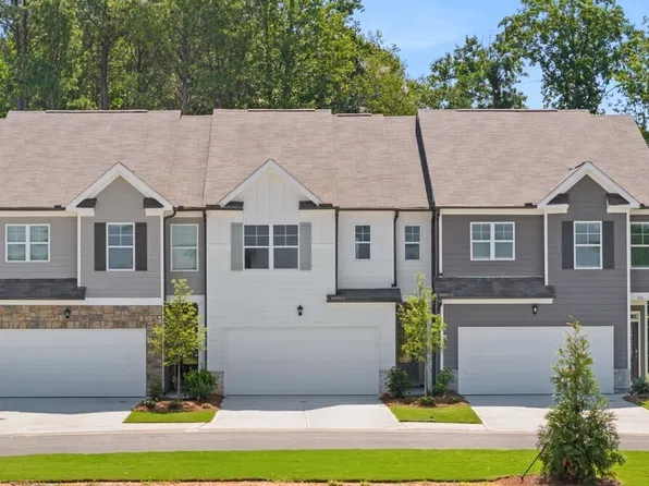 64 Berryville Dr, Dawsonville, GA 30534