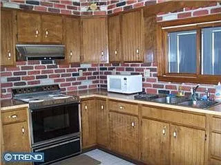 5221 Allentown Pike photo 1