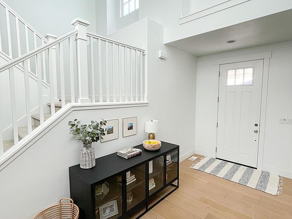 Open and Bright Entry way