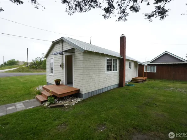 3118 273rd Street, Ocean Park, WA 98640