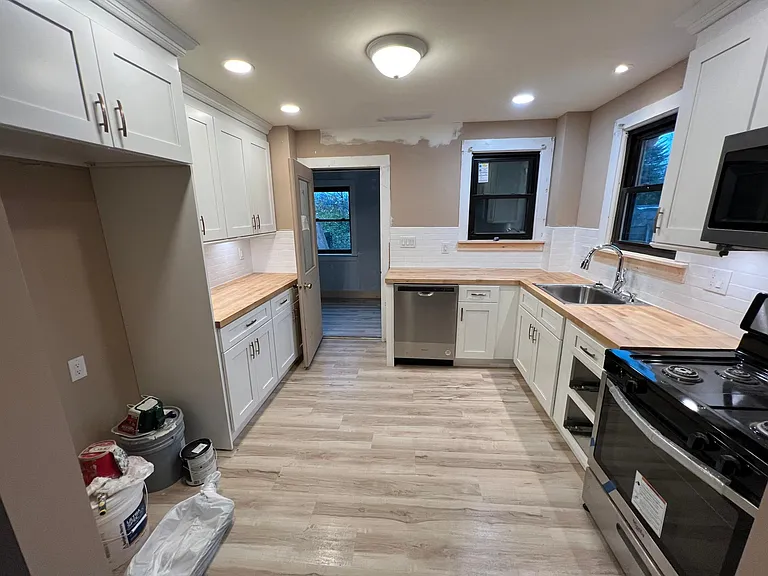 5635 Route 115 — Photo 18