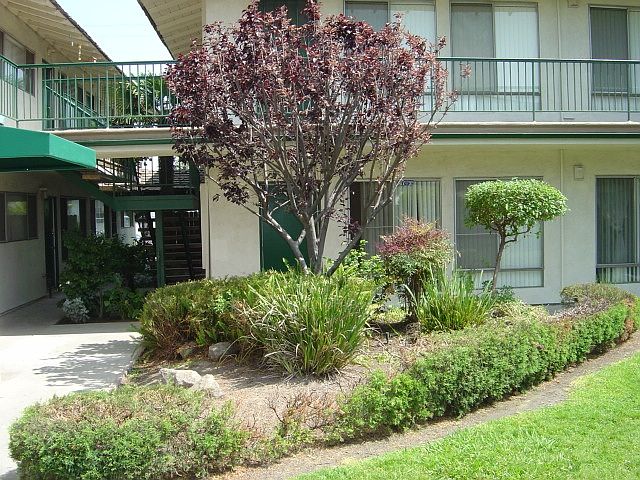2nd image of 7152 Fenway Dr APT 22