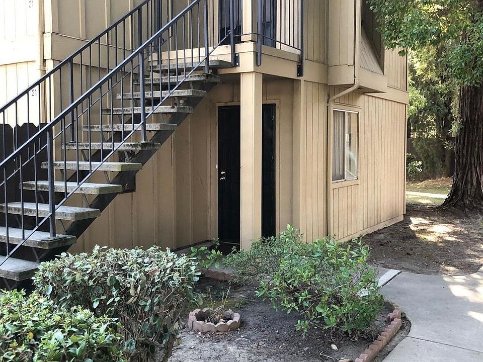 1st image of 3591 Quail Lakes Dr APT 15