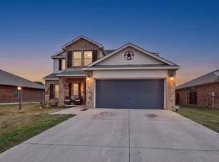 502 Hawthorn Dr, Nevada, TX 75173