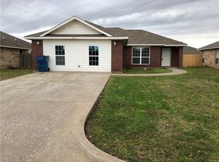 207 Seminole Trl, Alvarado, TX 76009