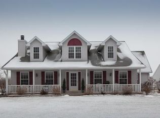 3973 Leanna Ln, Green Bay, WI 54311