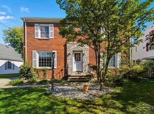 2332 Mershon St, Saginaw, MI 48602