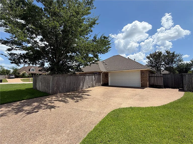 413 Cold Spring Dr — Photo 26