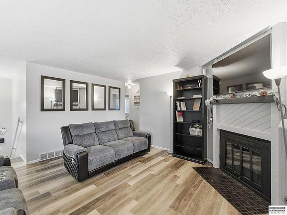 5th image of 13305 S 20th Ave