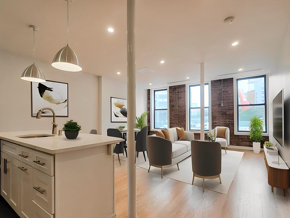 1st image of 12-15 Jackson Ave #1