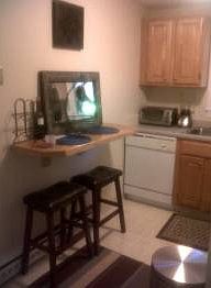 4th image of 161 Commercial St APT 4
