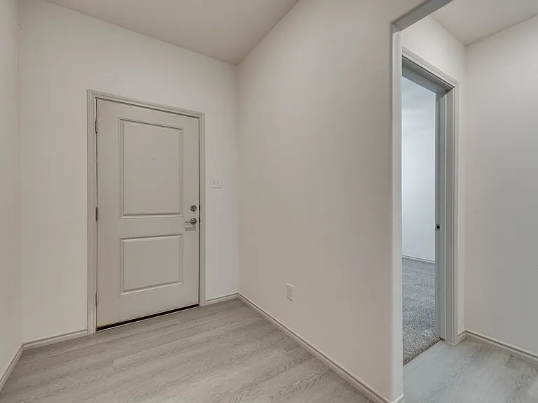 8210 E County Road 111 — Photo 2