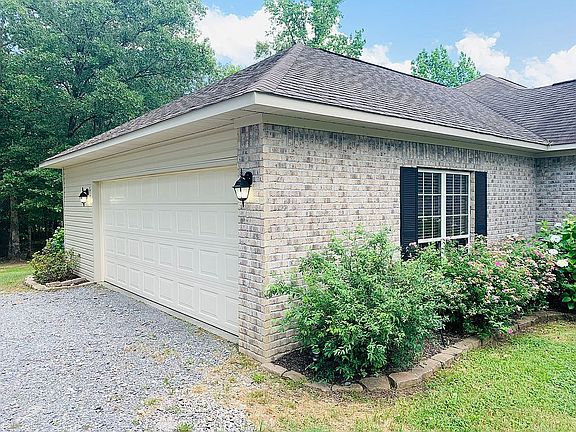 4th image of 121 Deerfield Dr