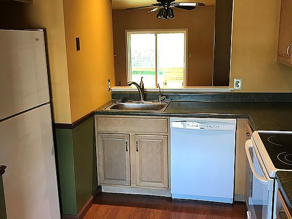 Kitchen with pass-thru