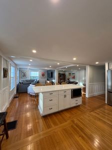 52 Raymond St, Manchester, MA, 01944