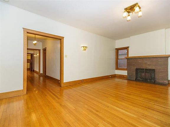 5th image of 310 N Grove Ave