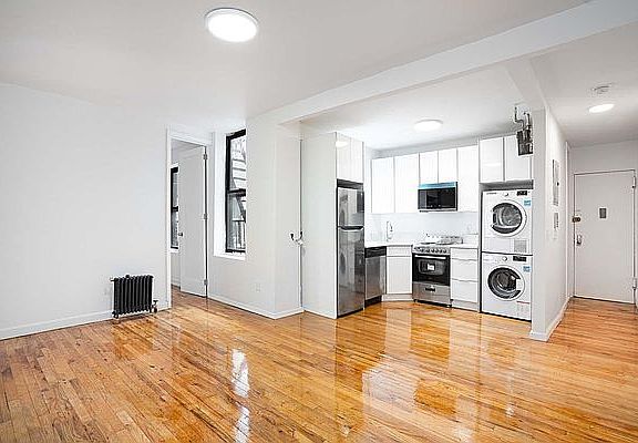 5th image of 145 Edgecombe Ave APT C1