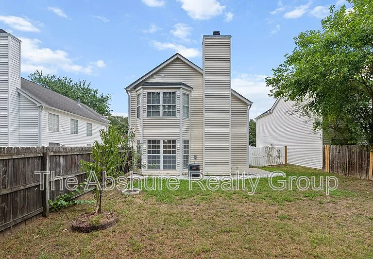 4224 Lake Woodard Dr — Photo 33