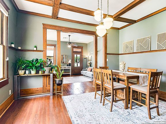5th image of 216 CAMARGO ST