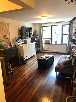 Rented by J Misrahi Realty Corp | media 27