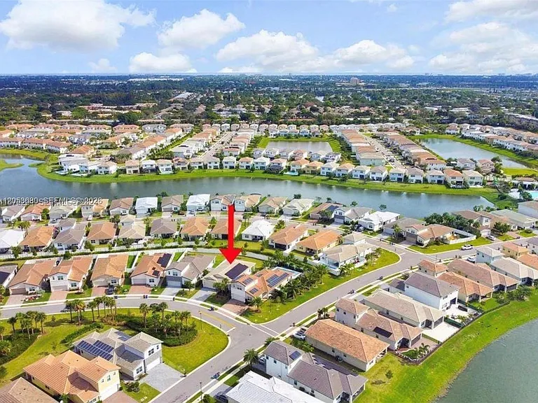 4110 Bonita Way — Photo 21