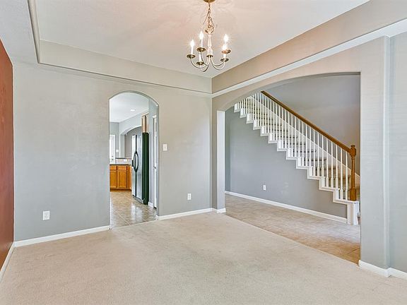 4th image of 3225 Blue Bonnet Dr