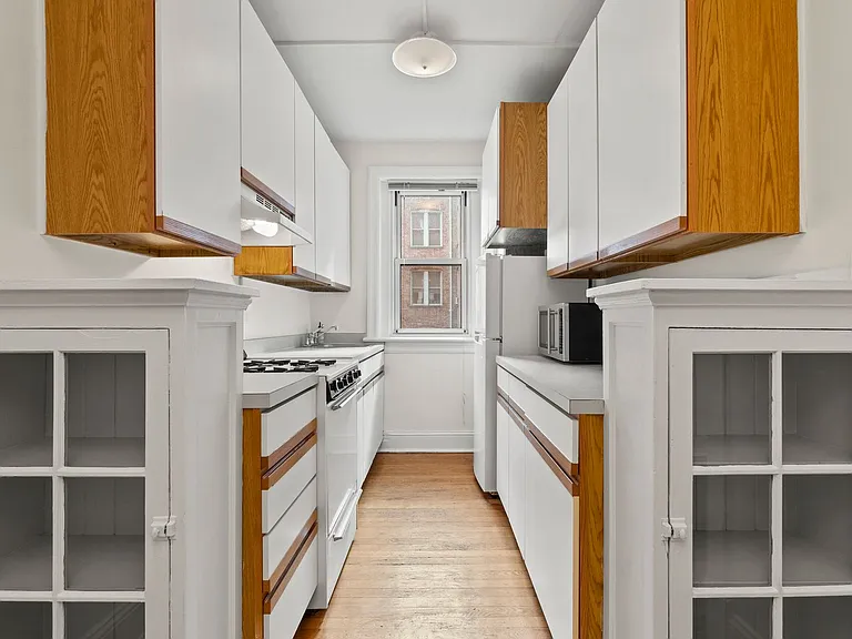 1954 Columbia Rd NW #304 — Photo 8